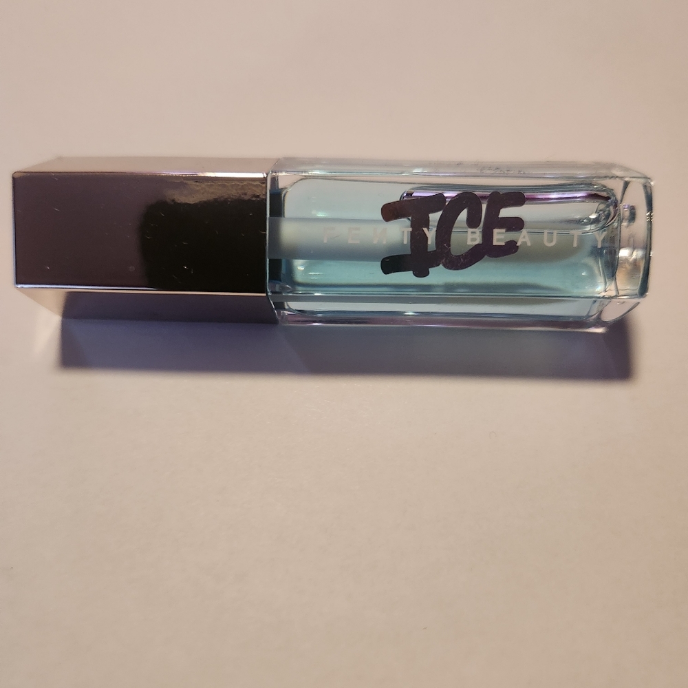 Fenty Beauty Gloss Bomb Ice Lip Color Cold Heart'd